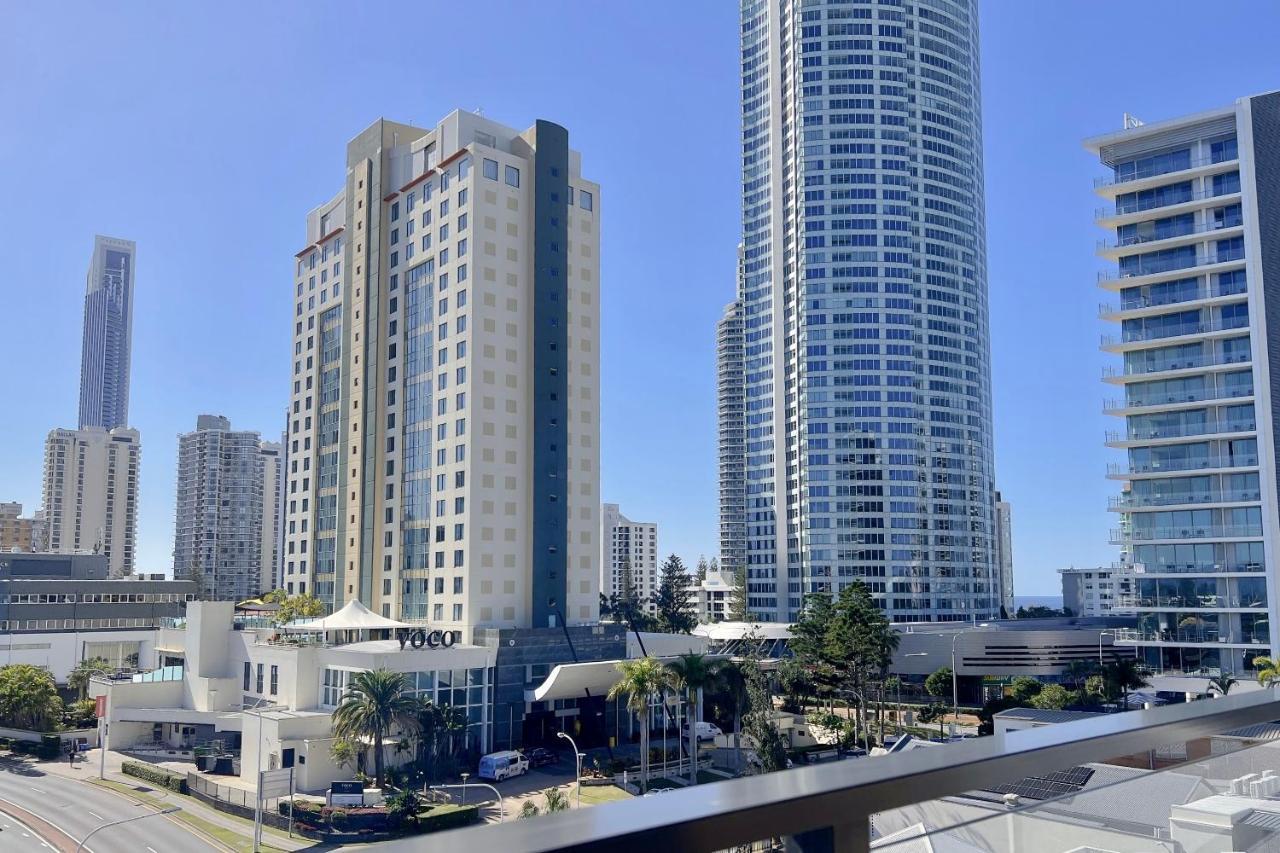 شقة E.S. Surfers Paradise غولد كوست المظهر الخارجي الصورة